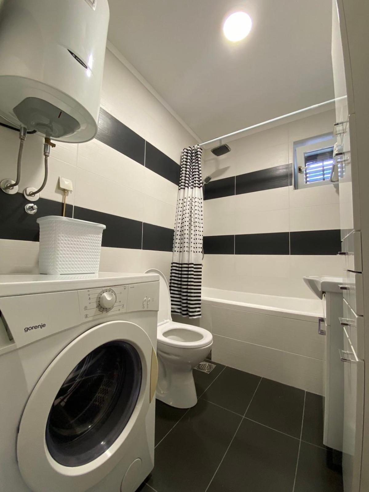 Comfort Lepa Kata Apartment *